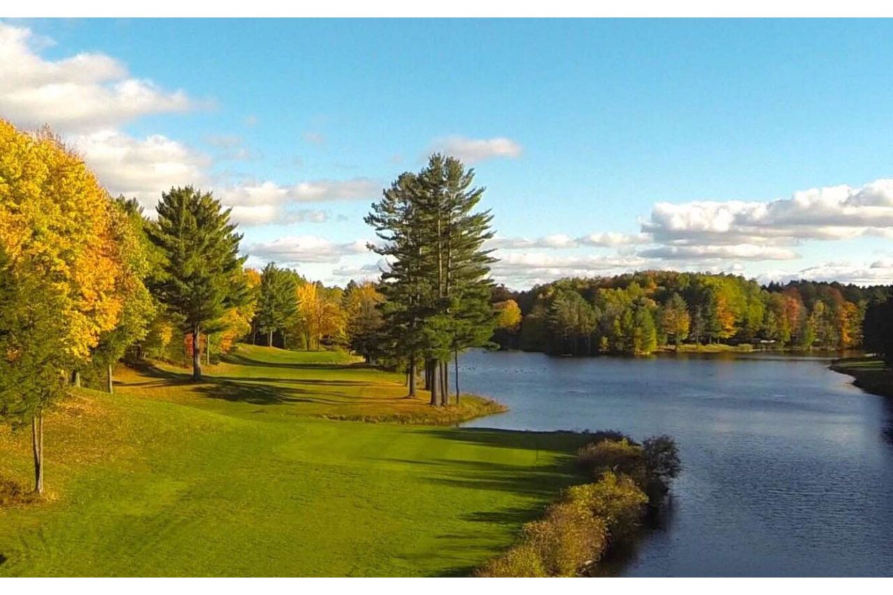 2 – 18 Hole Rounds of Golf with Cart at Lakewood On The Green